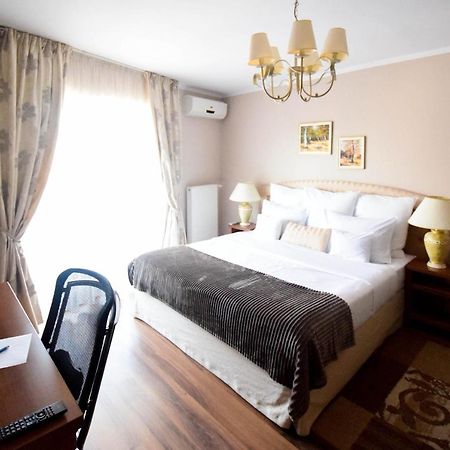 Cabrio Apart Hotel Cluj-Napoca Luaran gambar