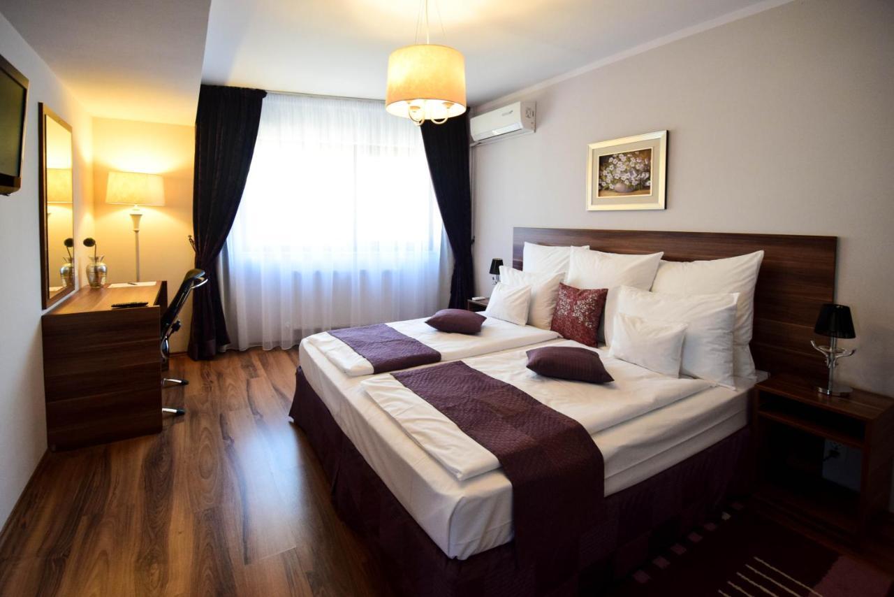 Cabrio Apart Hotel Cluj-Napoca Luaran gambar