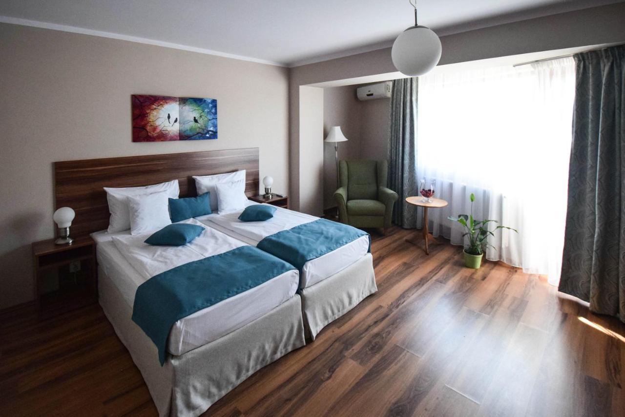 Cabrio Apart Hotel Cluj-Napoca Luaran gambar