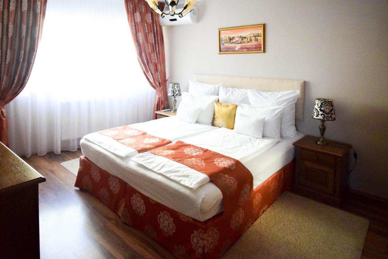Cabrio Apart Hotel Cluj-Napoca Luaran gambar