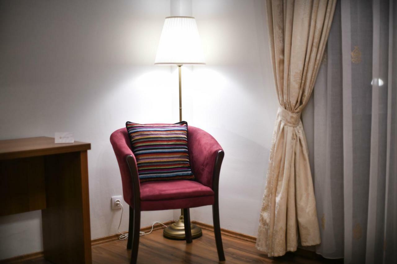 Cabrio Apart Hotel Cluj-Napoca Luaran gambar