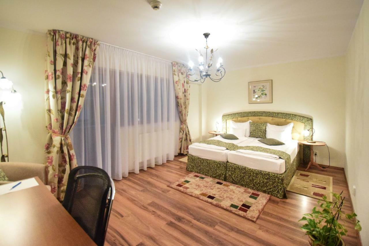 Cabrio Apart Hotel Cluj-Napoca Luaran gambar