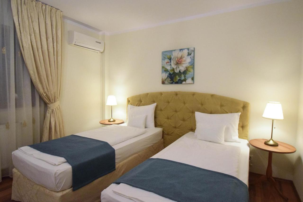 Cabrio Apart Hotel Cluj-Napoca Luaran gambar