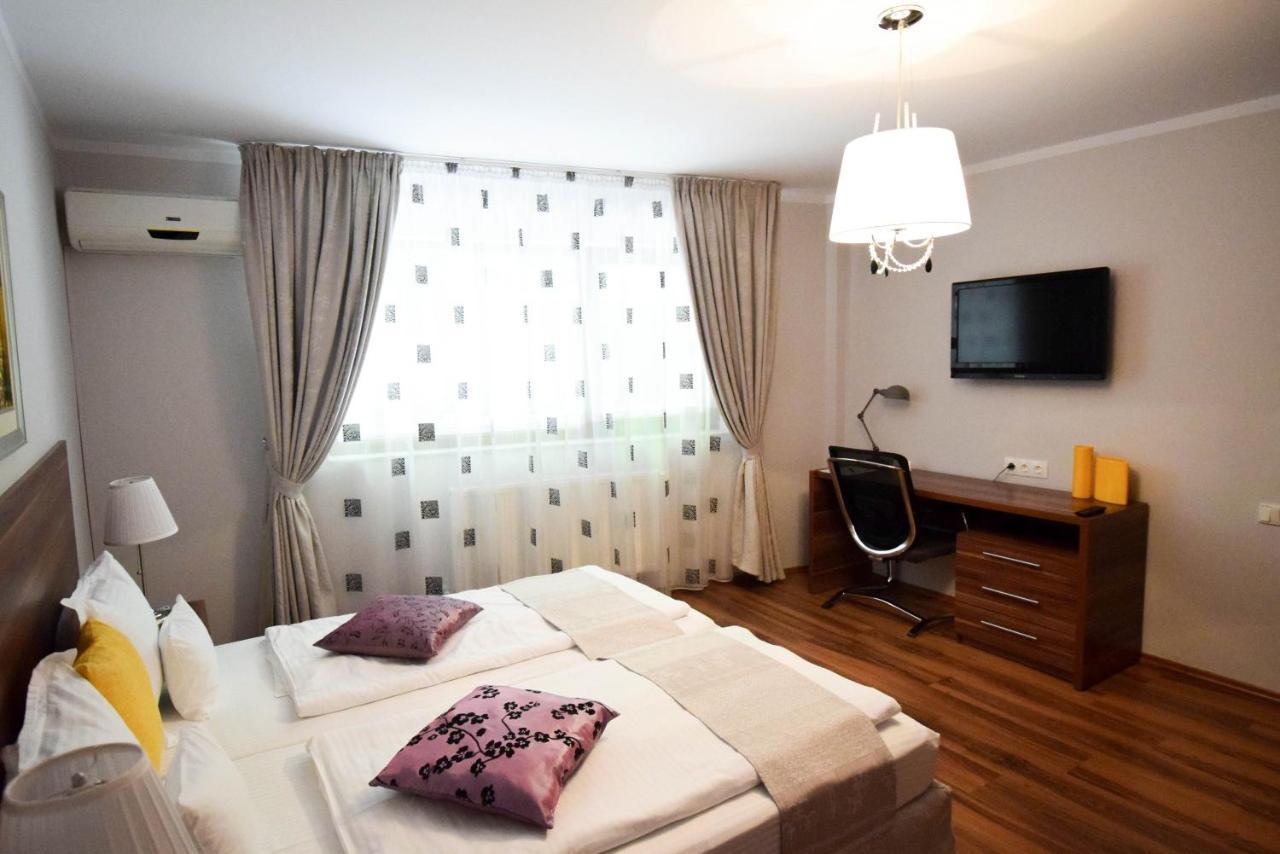 Cabrio Apart Hotel Cluj-Napoca Luaran gambar