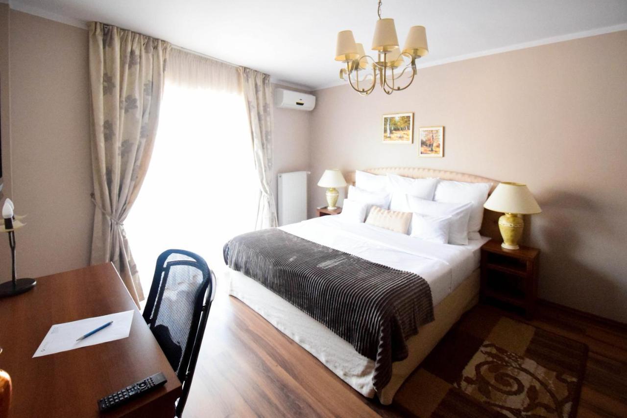 Cabrio Apart Hotel Cluj-Napoca Luaran gambar